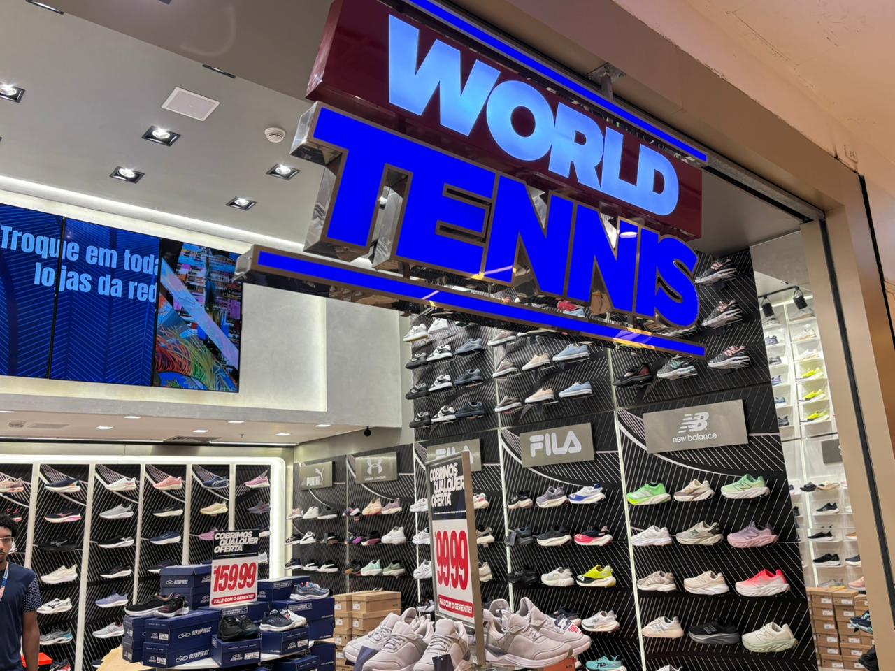 WORLD TENNIS